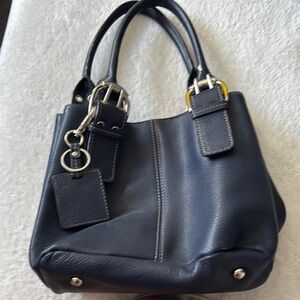 Elegant Black Leather Handbag